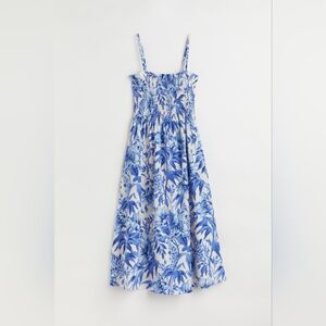 H&M Floral Blue and White Adjustable Spaghetti Strap Smocked Sundress